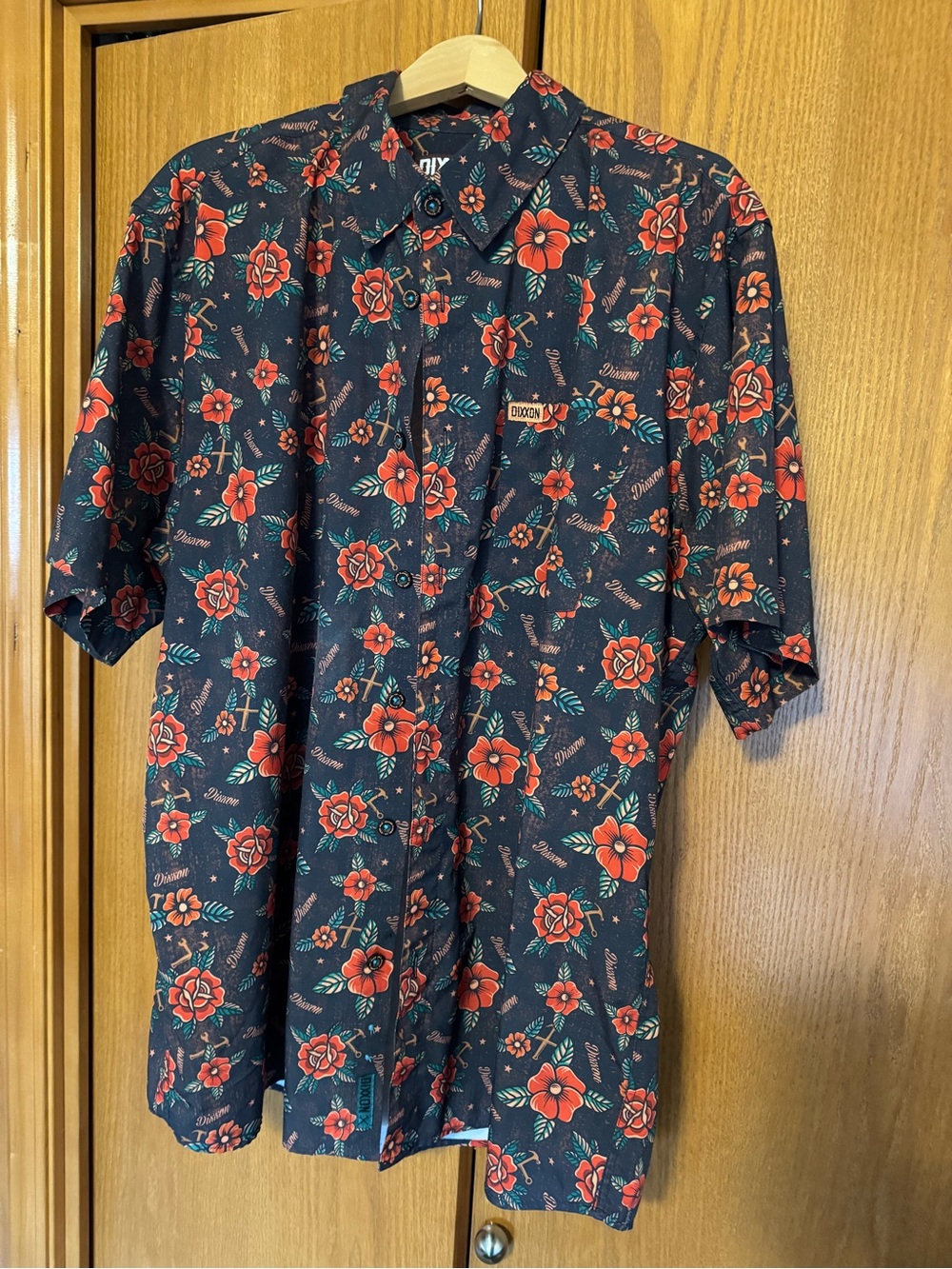 DIXXON Short-Sleeve Button-Up Shirt with Red Floral Print